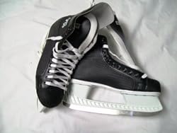 CCM Champion 90 Ice hockey Skates - Siz 4.0 (Adult/teen) - good condition - only used 1 times - NO LACES