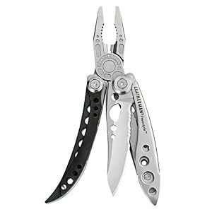 Leatherman Freestyle by 
