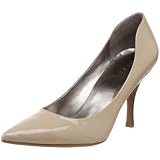 GUESS Womens Carlisan Pump