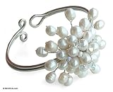 Pearl and crystal bracelet, 'Floral Star'