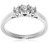 14k White or Yellow Gold 3-Stone Diamond Ring