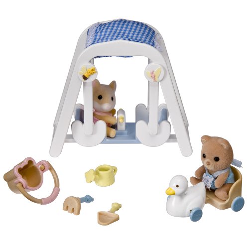 Calico Critters Peaches Makes a New Friend