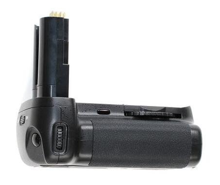 Battery Grip For Nikon D90 D80 MB-D80 (AND MORE!) + IR Remote + 2X EN-EL3e Batteries!