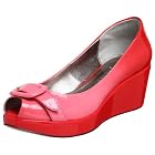 Paris Hilton  Camilla Pump