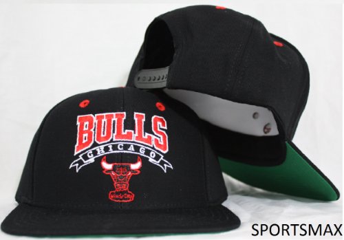 Chicago Bulls Black Snapback Adjustable Plastic Snap Back Hat / Cap
