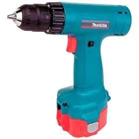 Makita 6223DWE 12 Volt 3/8-Inch Cordless Drill/Driver Kit