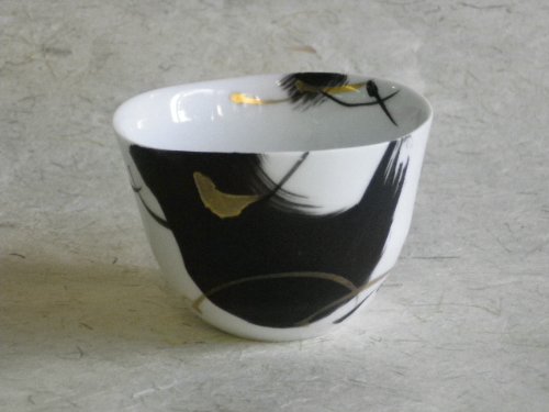 刷毛目変形シリーズ（黒）　仙茶碗（小）