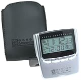 Exactset™ Automatically Adjusting Atomic Travel Alarm Clock