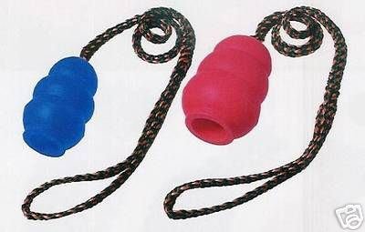 Ball – Vollgummiball – Hundeball – Hundespielzeug mit Wurfseil von Karlie