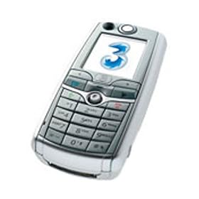 Motorola C975 - Threepay - Pay As You Go Mobile Phone - With �30 of Credit (expires 60 days after activation; service limitations may apply)