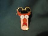  : Beaker Pin