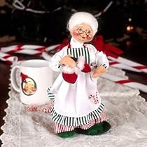 2006 Annalee 9" Mrs. Relaxing Santa Claus Figurine #538106