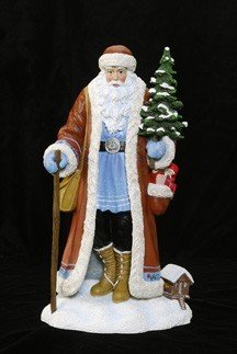 Pipka Julenissen of Norway Santa Figurine 10.75 Inches