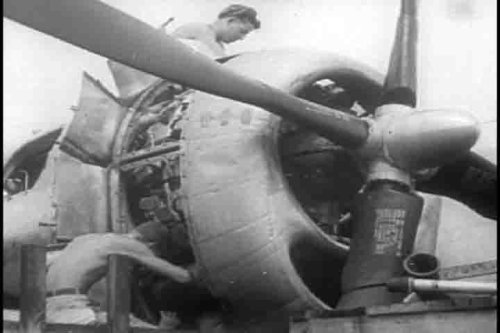 Classic US Air Force Films Five DVD Box Set Old 1940s 1960s WWII CHANGITNOW Vietnam War USAAF Aviation Aircraft Fighter Planes History Pictures Films With Vintage 16mm Projector Films