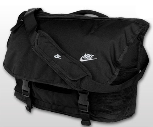 Nike C.O.R.E. Mittelgroße Laptoptasche Messenger Bag BA2924-067