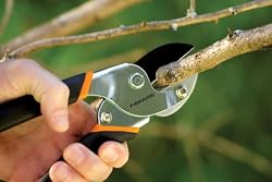 Fiskars 9110 Traditional Power-Lever Anvil Pruner
