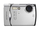 Olympus Mju-790 SW Digitalkamera (7 Megapixel, 3-fach opt. Zoom, 6,4 cm (2,5 Zoll) Display, wasserdicht bis 3m) Starry Silver