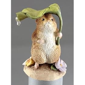 Beatrix Potter Miniature Figurine - Timmy Willie under Leaf (A2354)
