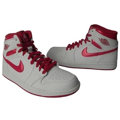 Air Jordan 1 Retro High Basketball Shoes for Big Kids (332558-161)
