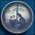 1970 Royal Copenhagen Porcelain Christmas Plate -- "Christmas Rose and Cat"