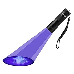 TaoTronics® Pet UV Urine & Stain Detector, Blacklight/Flashlight, Find stains on Carpet, Rugs