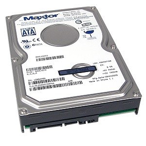 Maxtor DiamondMax 10 - Hard drive - 250 GB - internal - 3.5 - SATA-150 - 7200 rpm -... by 