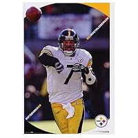Pittsburgh Steelers (Ben Roethlisberger Throwing Football) Sports Poster Print