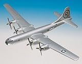 B - 29 &acute; Enola Gay &acute; - 1 / 72 scale model - B0006N1PXM