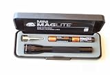 Produkt-Bild: Mini-Mag-Lite AAAC Micro M3A012 im Geschenketui mit Taschenclip, 12,5 cm, schwarz