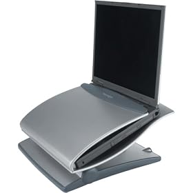 Kensington 60148 USB 2.0 Universal Laptop Docking Station (PC/Mac)