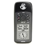 Garmin mariner-friendly GPS 72 is WAAS-enabled for accuracy to within 3 meters and features a large screen and easy-to-use buttons (010-00309-00)