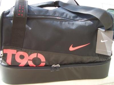 Nike Bodenfachtasche Sporttasche T90 Hardcase