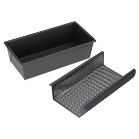 Chicago Metallic Professional 2-Piece Low-Fat Meatloaf Pan Set by Chicago Metallic Professional