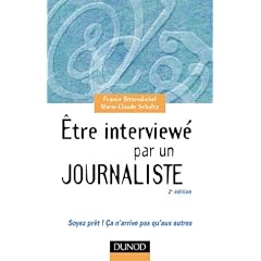 �tre interview� par un journaliste