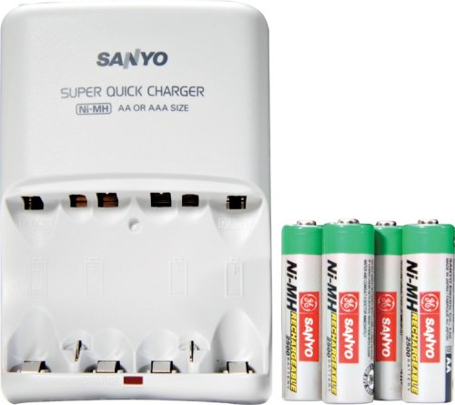 Sanyo GES-MQH02WU-S 1 Hour Super Quick Charger w/ 4 AA Batteries
