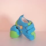 Baby Boy Soft Pram Trainers With Velcro Fastenings