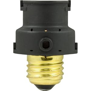 GE 18256 Indoor Light-Sensing Socket, Photo Sensor On Off