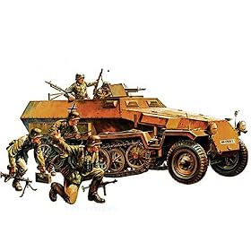 Military Minatures German Hanomag Sd.kfz. 251/1 - 1:35 Scale Military - Tamiya