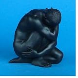 Parastone - Figurine Body Talk Black - Homme assis bras enveloppés autour de lui
