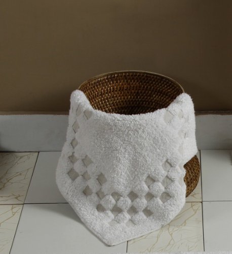Homescapes Check Border Square Shower Mat , White, Soft 100% Cotton 1200 GSM, Washable Bath Rug with Non Slip Spray Backing.