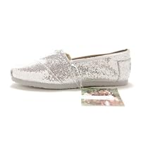 TOMS Women's Glitter Slip-On,Silver,8.5 M