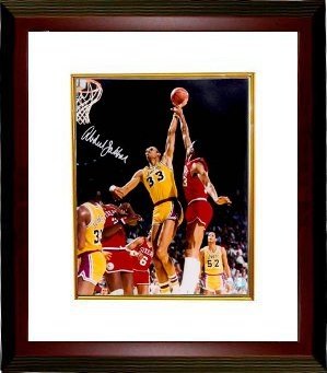 Kareem Abdul-Jabbar Autographed/Hand Signed Los Angeles Lakers 16x20 Photo Custom Framed- Online Aut