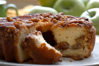Coffeecakes.com Apple Walnut Coffee Cake