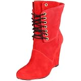Betsey Johnson Womens Daynaa Ankle Boot