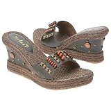 On Your Feet Women's Lexox (Olive 6.0 M)