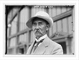 Newswire Photo (L): Baron Oura of Japan