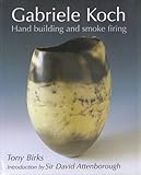 Gabriele Koch : hand building and smoke firing