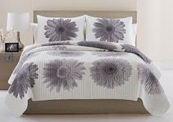 Photoreal Daisy Full / Queen Quilt with 2 Shams