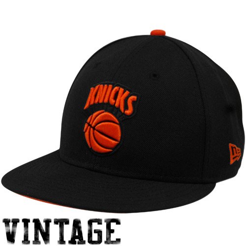New Era New York Knicks Black Tonal Pop 59FIFTY Fitted Hat (6 7/8)
