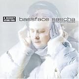 Revue Bassface Sascha  / Different Faces